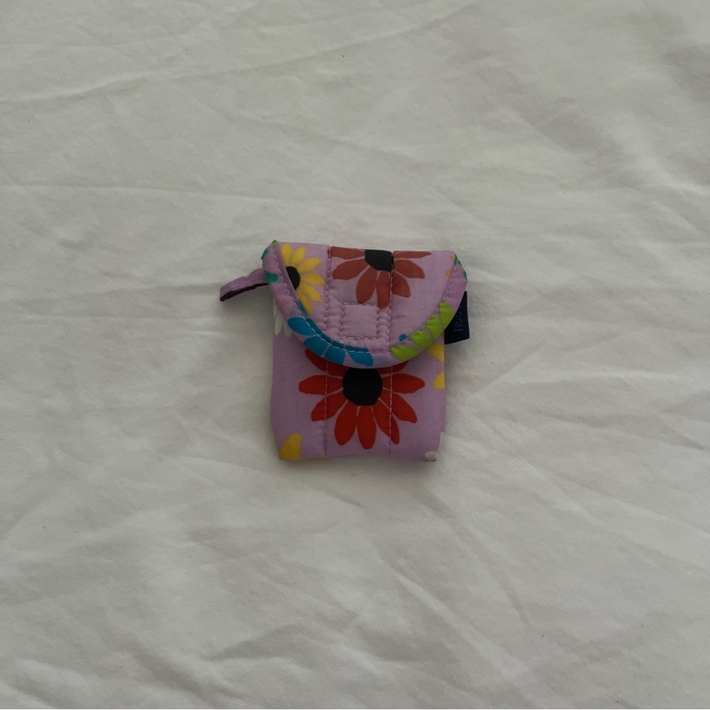 Baggu Earbuds Case